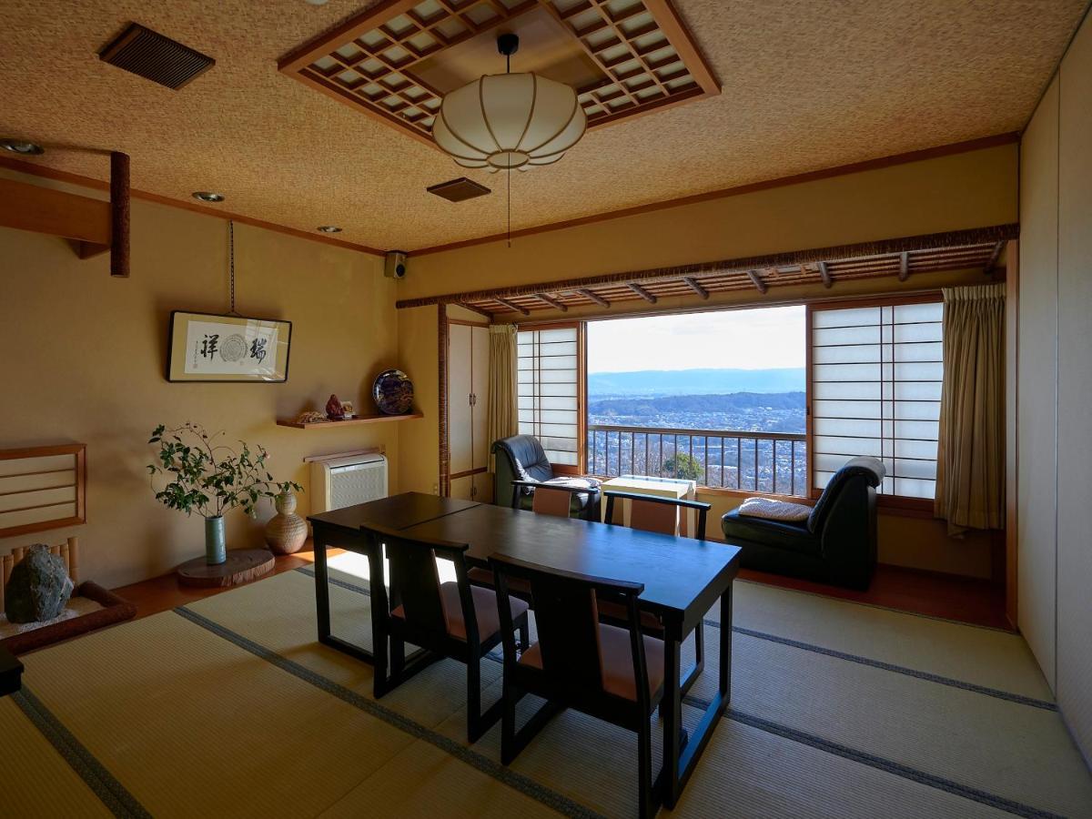 Shiroyama Ryokan Ikoma Eksteriør billede
